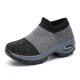 thumbnail image 1 of XIHAHA, nuevos zapatos para caminar para mujer, zapatos deportivos a la moda, zapatillas de deporte con plataforma de otoño, zapatos planos sin cordones cómodos para exteriores para mamá, zapatos para, 1 of 5