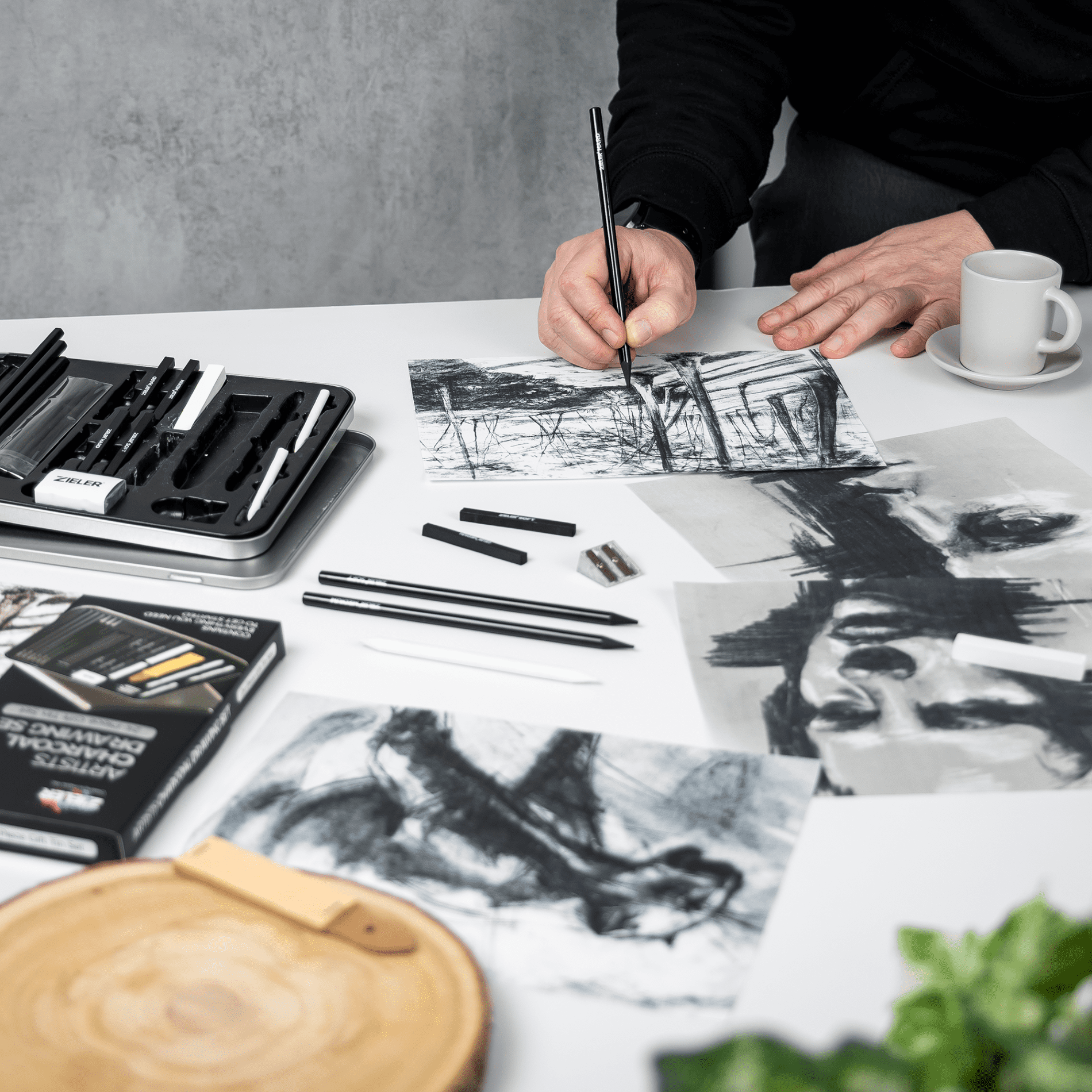 Zieler® 24 Piece Artists Charcoal Drawing Set