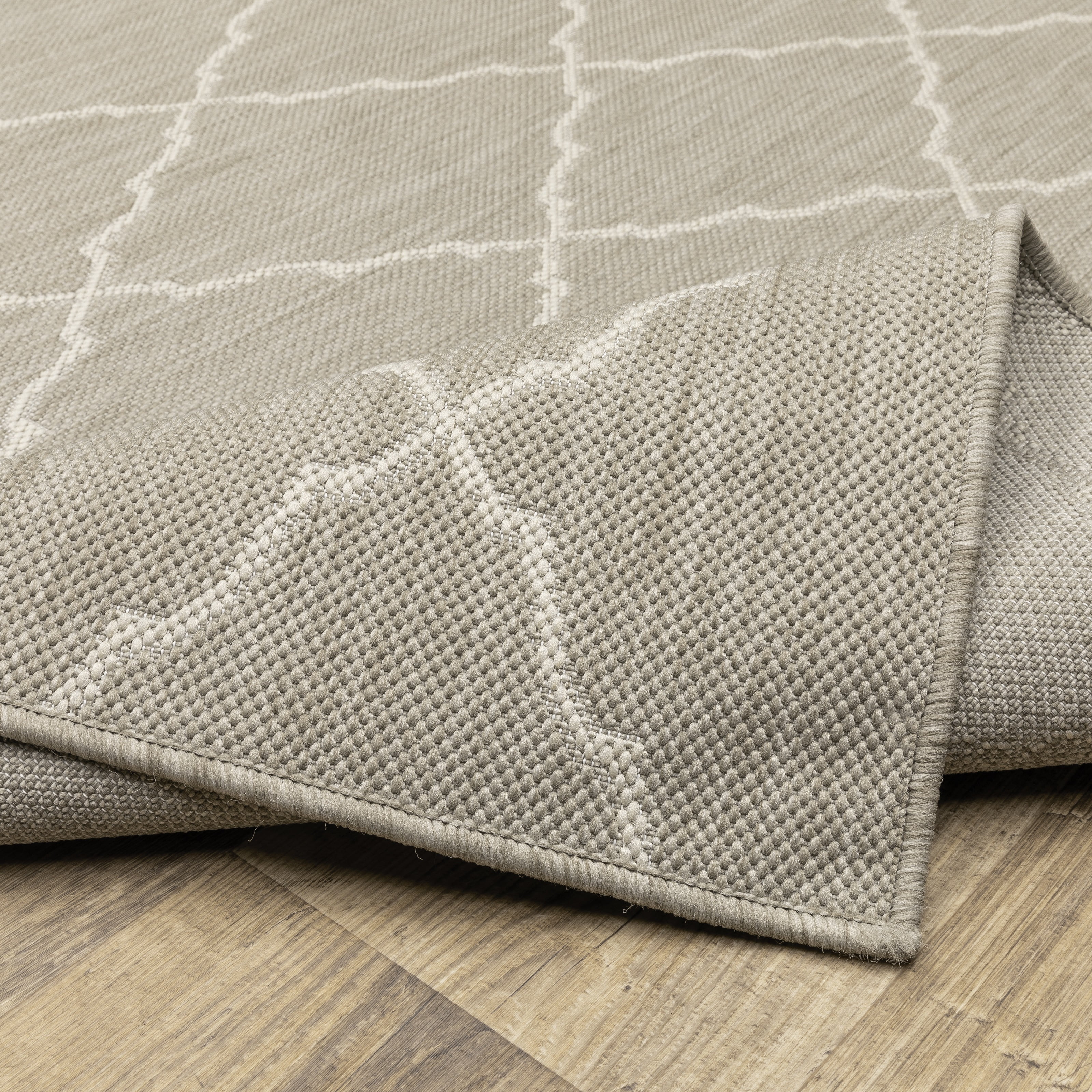 Avalon Home 6' x 9' Gray and Taupe Geometric and Trellis Outdoor Rug