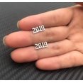 thumbnail image 1 of Pendientes digitales de acero inoxidable con año, pendientes digitales de acero inoxidable, regalos de cumpleaños, fáciles de combinar, regalo ideal, 1 of 5