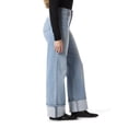 thumbnail image 4 of Levi Strauss Signature Women's Vintage Mid Rise Cuffed Stovepipe Jeans, 4 of 8