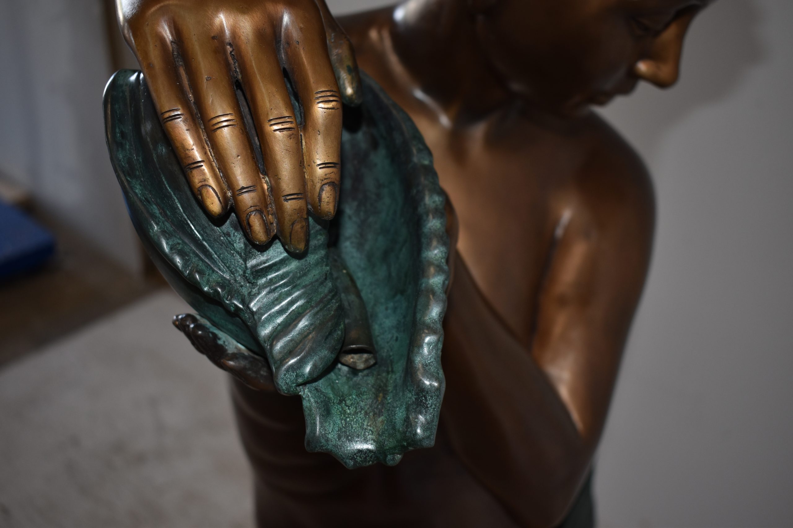 Nifao Girl With a Shell Fountain Bronze Statue – Outdoor Garden Decor Sculpture, 18"L x 19"W x 52"H