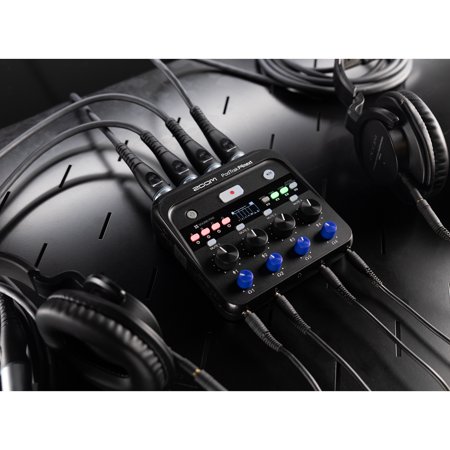ZOOM PodTrak P4next ポッドキャスト用レコーダー