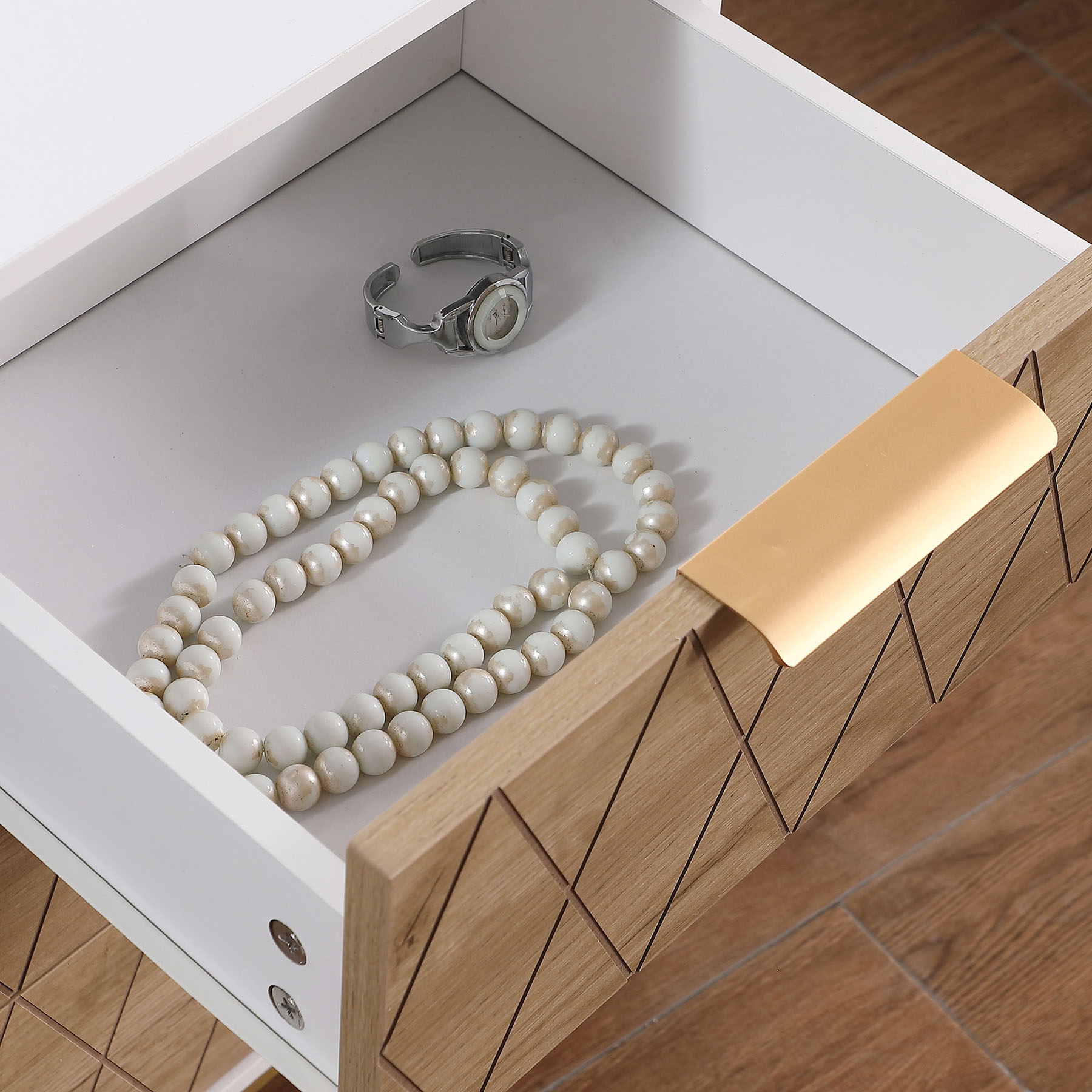 Chic Bedside Table with 3 Drawers, Perfect Modern Nightstand for Bedroom Spaces，Natural+White