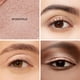 thumbnail image 2 of Sombra de ojos en crema Caviar Stick de Laura Mercier: Acabado brillante, 24 horas de duración, larga duración, color intenso, fácil de difuminar y aplicar, resistente al agua, con ácido hialurónico,, 2 of 9