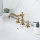 thumbnail image 3 of Instalación de un Juego de Grifo de Lavabo de Sobremesa, Válvula de Control de Agua Caliente y Fría, Manija Mezcladora, Manija del Interruptor del Grifo del Baño A, 3 of 5