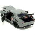 thumbnail image 4 of Jada Toys - 1:24 Tom And Jerry Hollywood Rides '15 Dodge Challenger Hellcat with Jerry Fig, 4 of 7