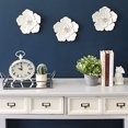 thumbnail image 2 of Home Roots 321302 Fleurs Murales en Métal Blanc - Lot de 3, 2 of 5