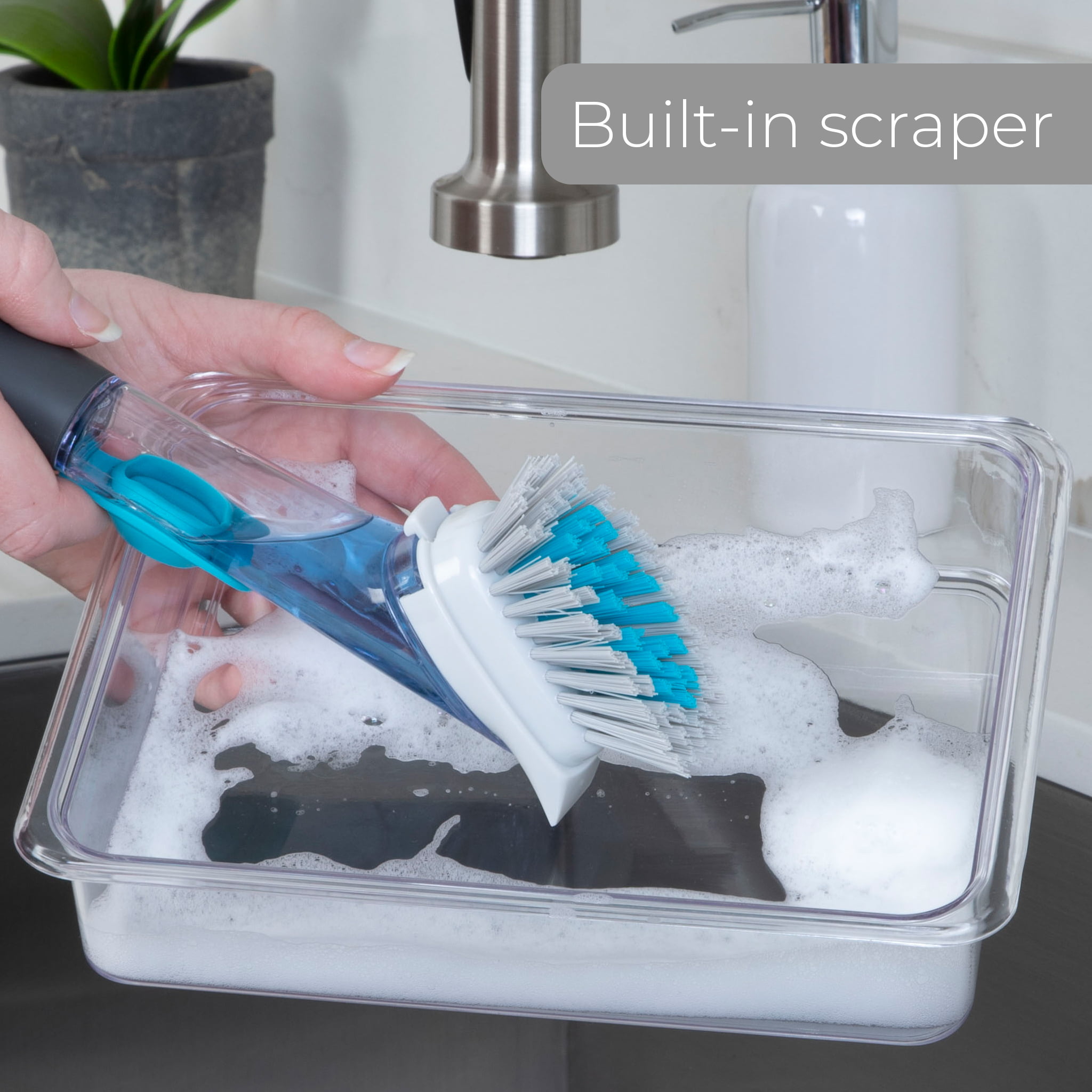 Smart Design Palm Brush & Stand - Contoured Non-Slip Grip - No-Leak Valve - Long Lasting Bristles - Odor Resistant - Dishwasher Safe - Cleaning Pots