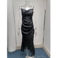 thumbnail image 2 of Vestido de satén sexy y elegante con abertura y escote bajo, 2 of 7