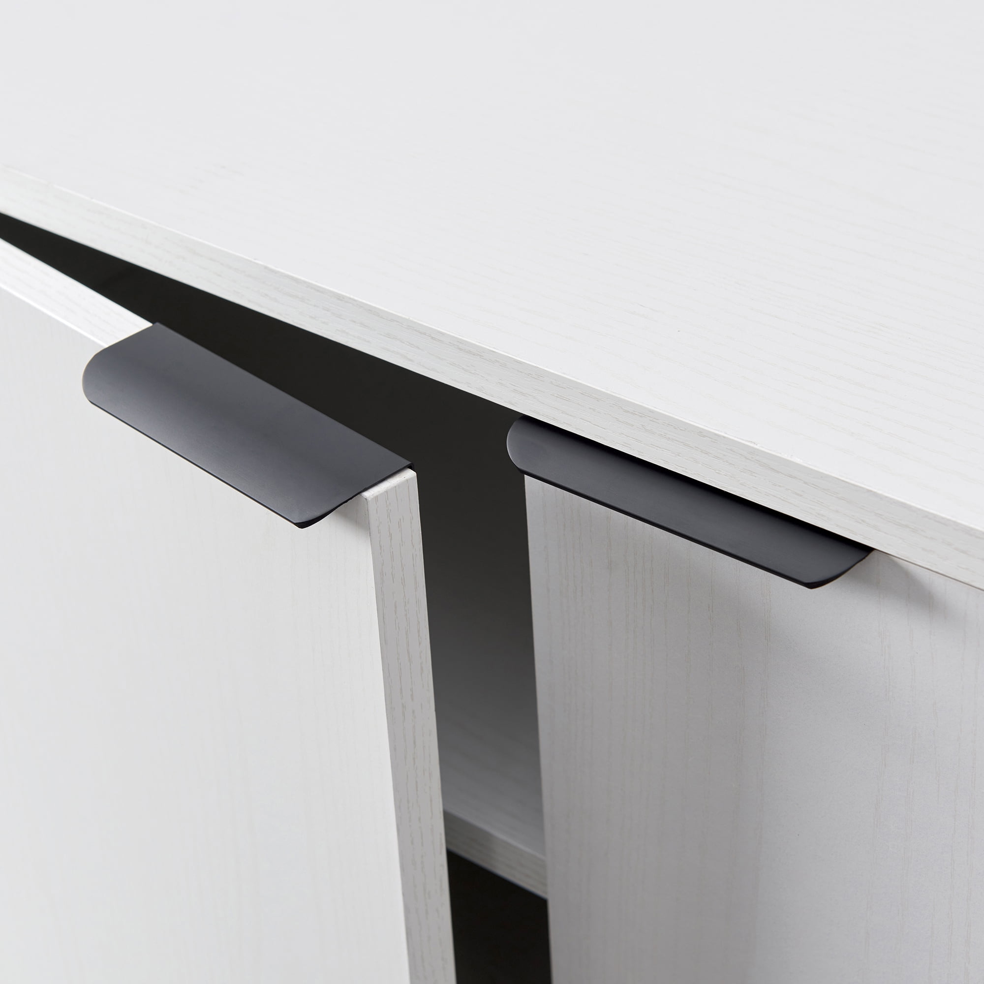 Evelyn&Zoe Campello Rectangular TV Stand for TV's up to 78", White