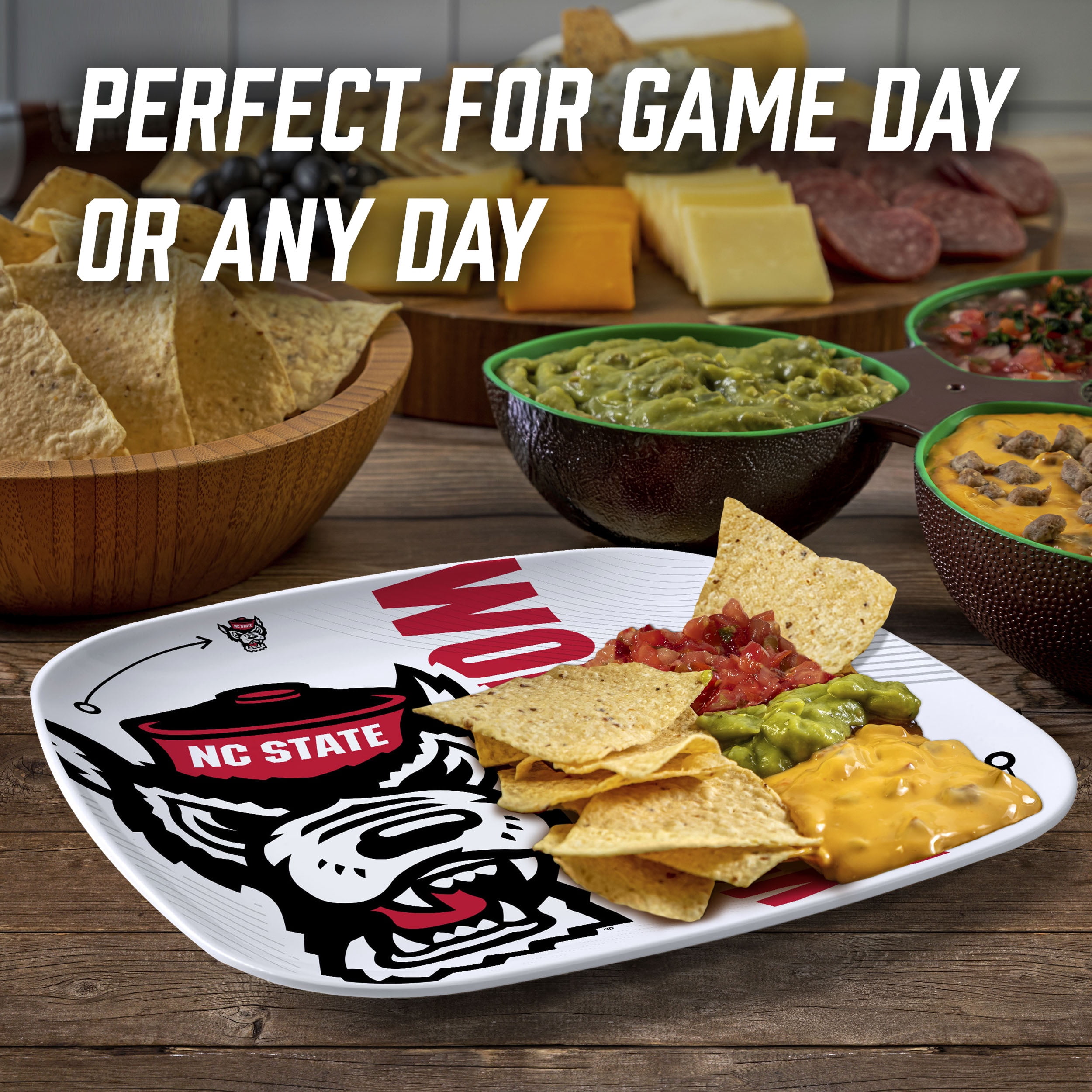 YouTheFan NCAA NC State Wolfpack Large Party Plate