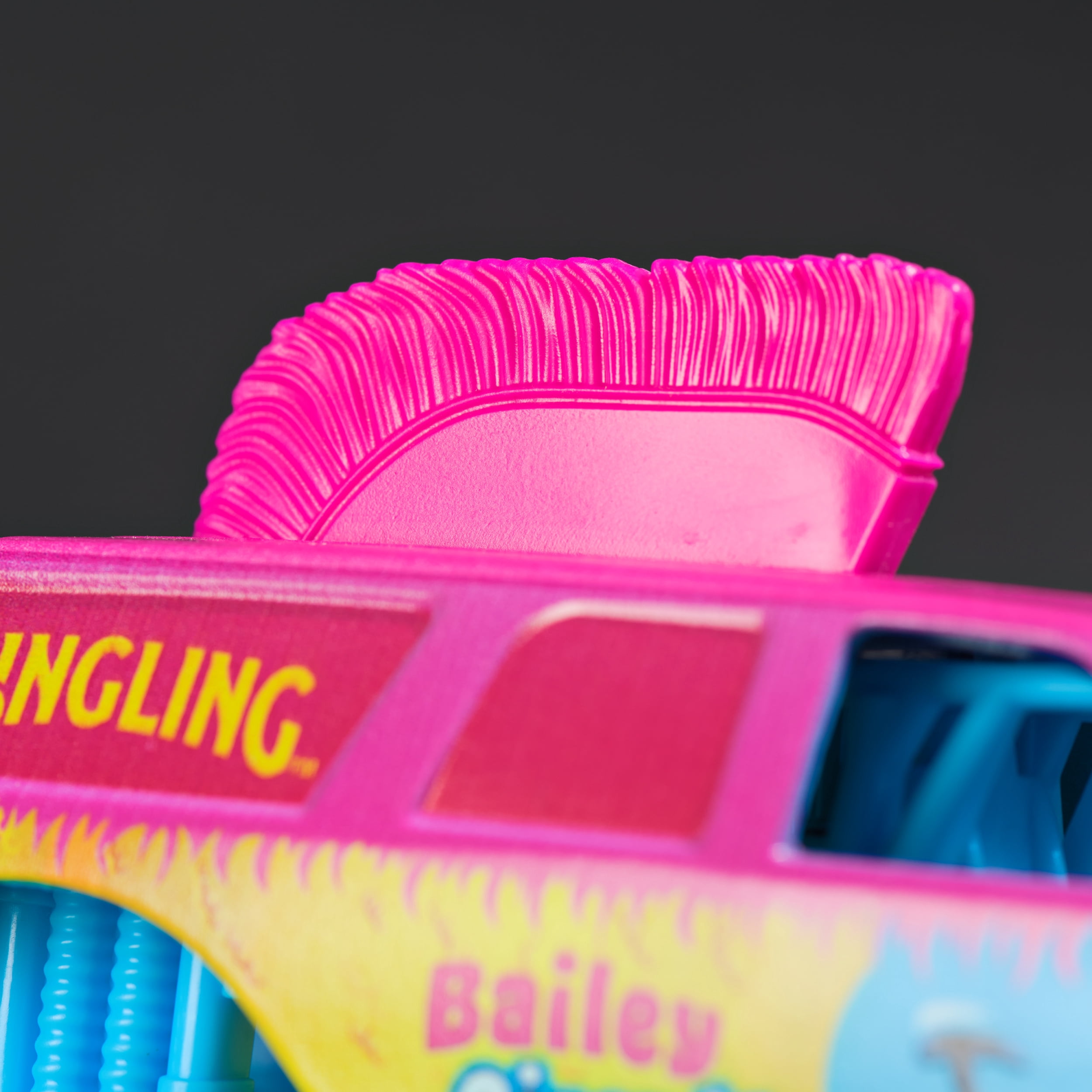 Monster Jam, Official Ringling Bailey Circuit Monster Truck, Collector Die-Cast Vehicle, 1:24 Scale, Kids Toys for Boys and Girls Ages 3 and up