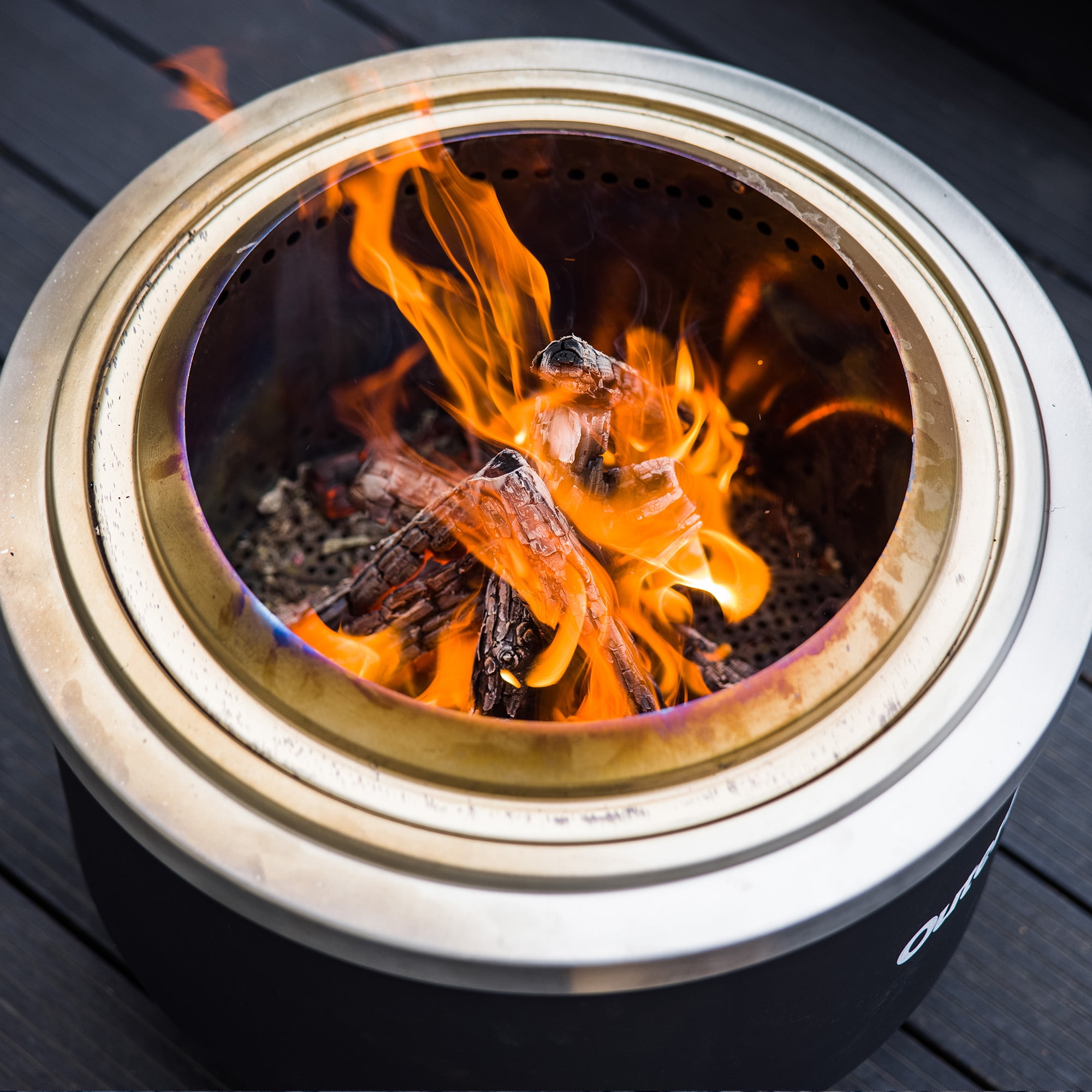 OuterMust 24\"Stainless Steel Smokeless Fire Pit Wood Burning Fireplace with Protective Insulation Stand and Ash Pan for 5-7 Persons