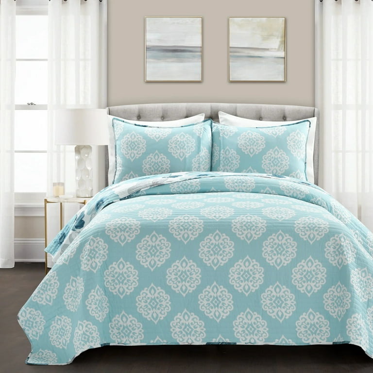 Leah 3-Piece Quilt Set by Lush Decor 