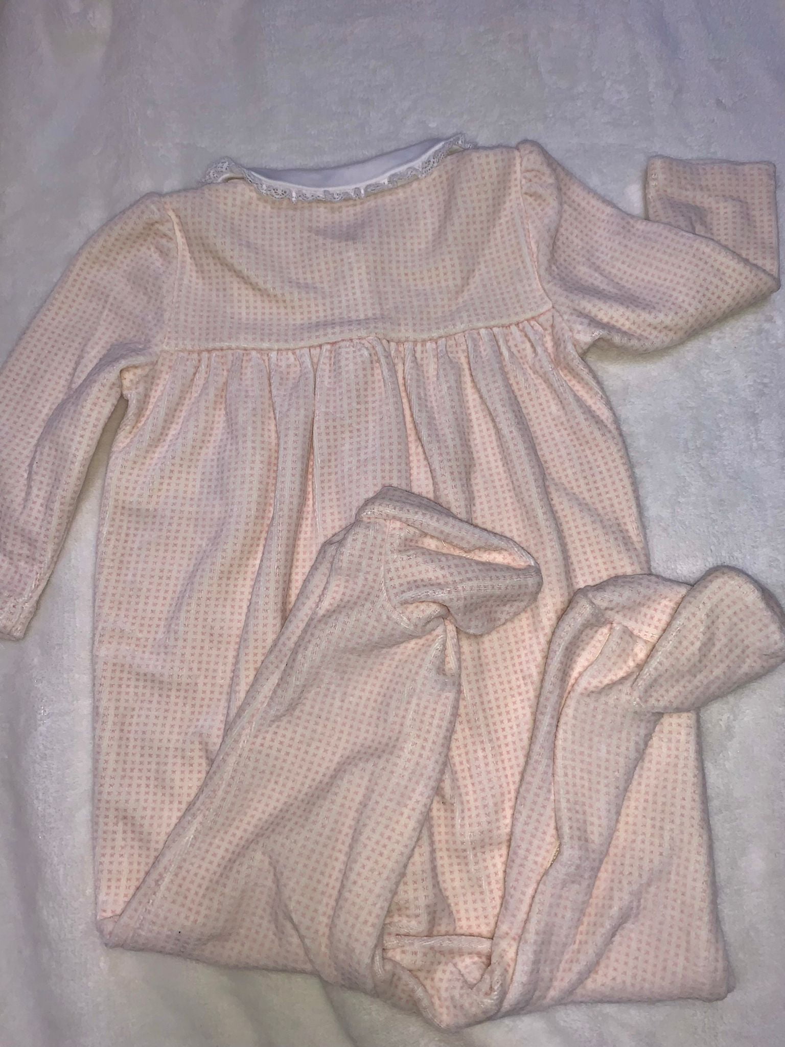 Polo Ralph Lauren WHITE Girl Ruffle Neck Onesie, US 9M