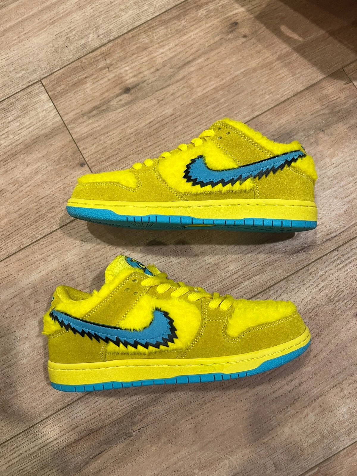 Grateful Dead x Dunk Low SB 'Yellow Bear' size 7 - Walmart.ca