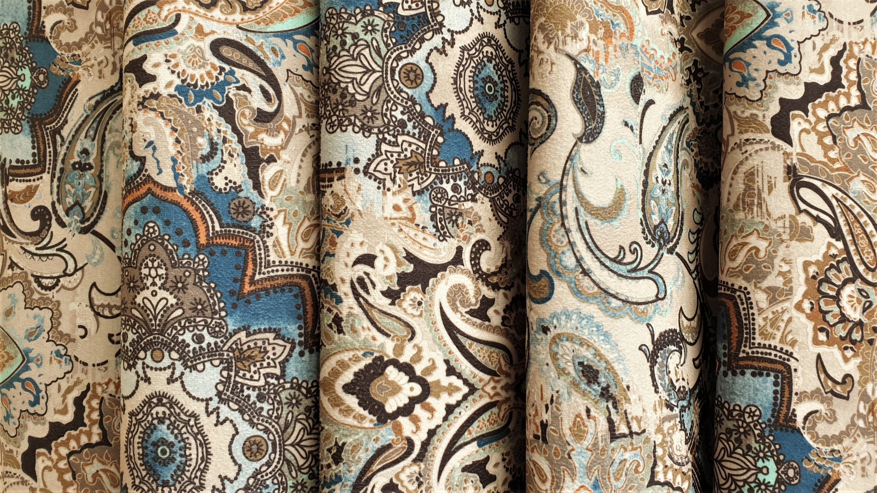 Fabric Mart Direct Beige Printed Velvet Fabric By The Yard, 54 inches or 137 cm width, 4 Continuous Yards Beige Velvet Fabric, Arabian Love Damask, Upholstery Drapery Curtain Wholesale Fabric