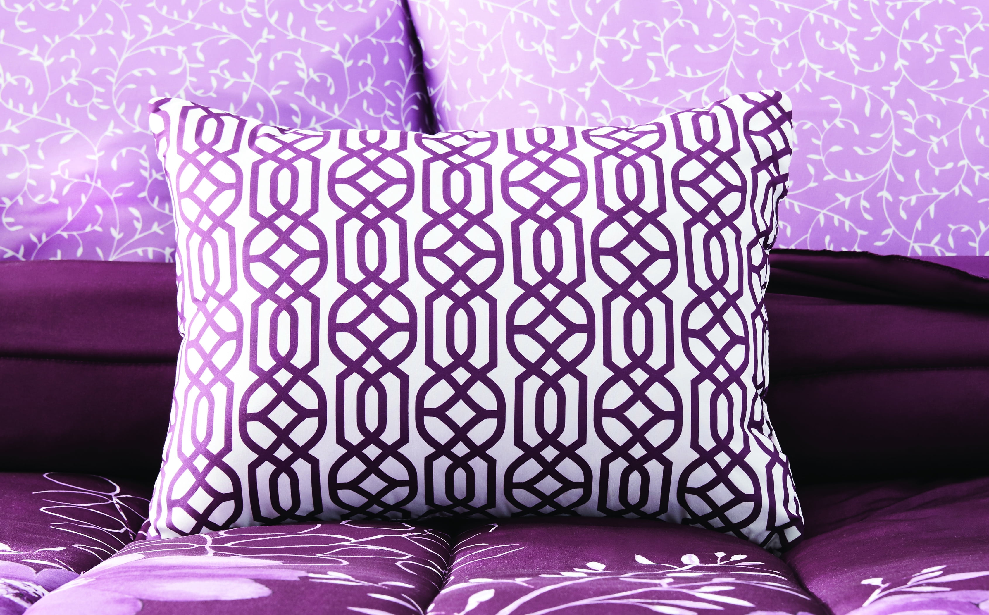 Mainstays Kamala Bed in a Bag Coordinated Bedding, King, Purple