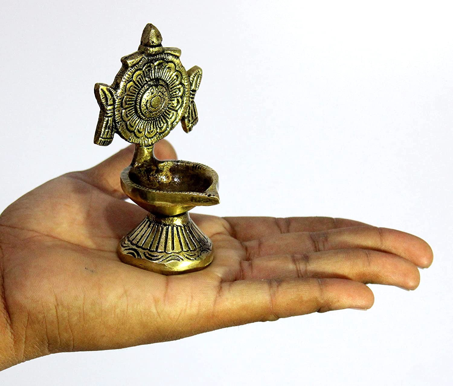 eSplanade Brass Oil Lamps | Shankh Chakra Narayan Oil Lamp Diya Deepam Kuthu Vilakku - 4" Inches