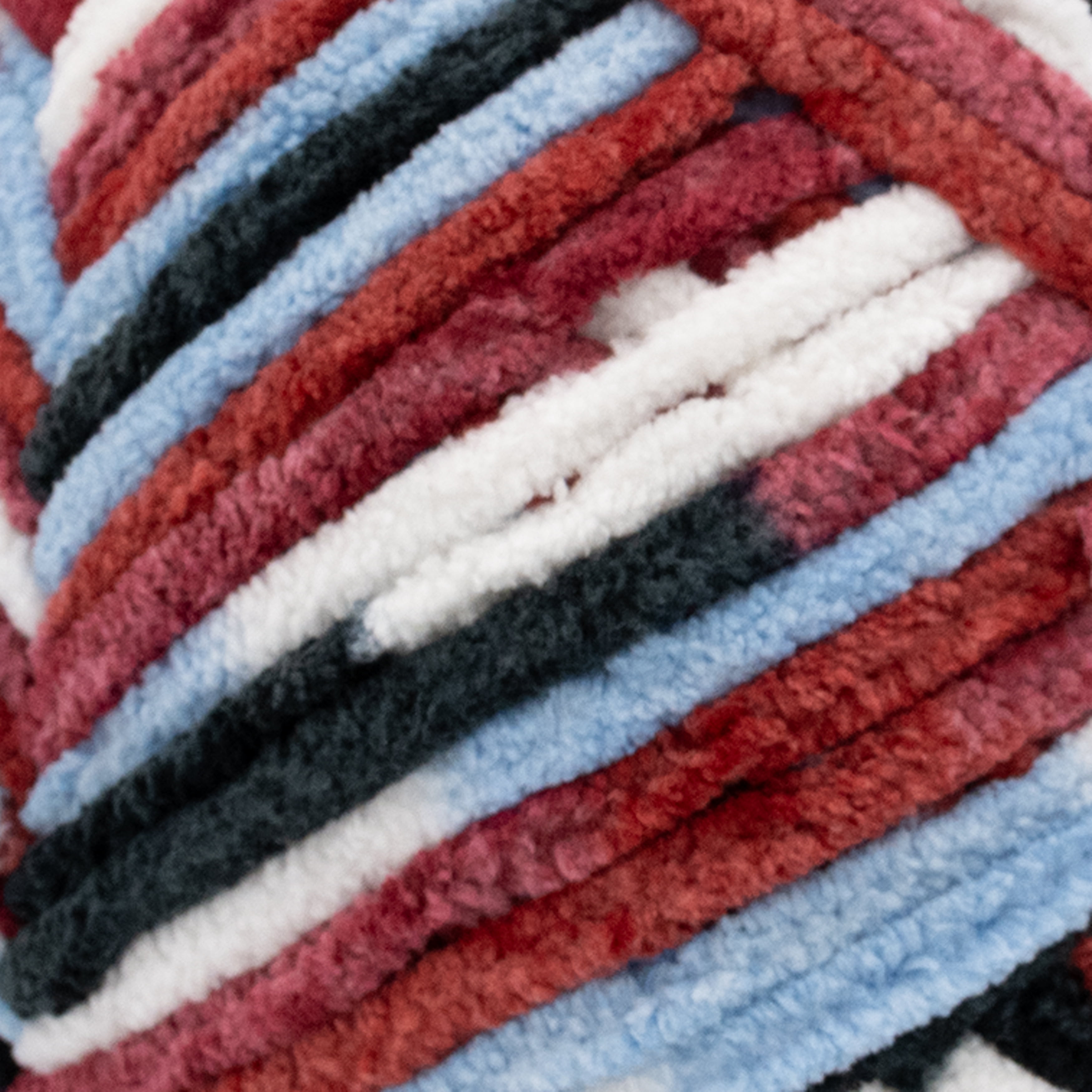 Lion Brand Yarn Cover Story: Favorite Blanket Burrr-Berry Super Bulky Yarn Polyester Yarn 2 Pack