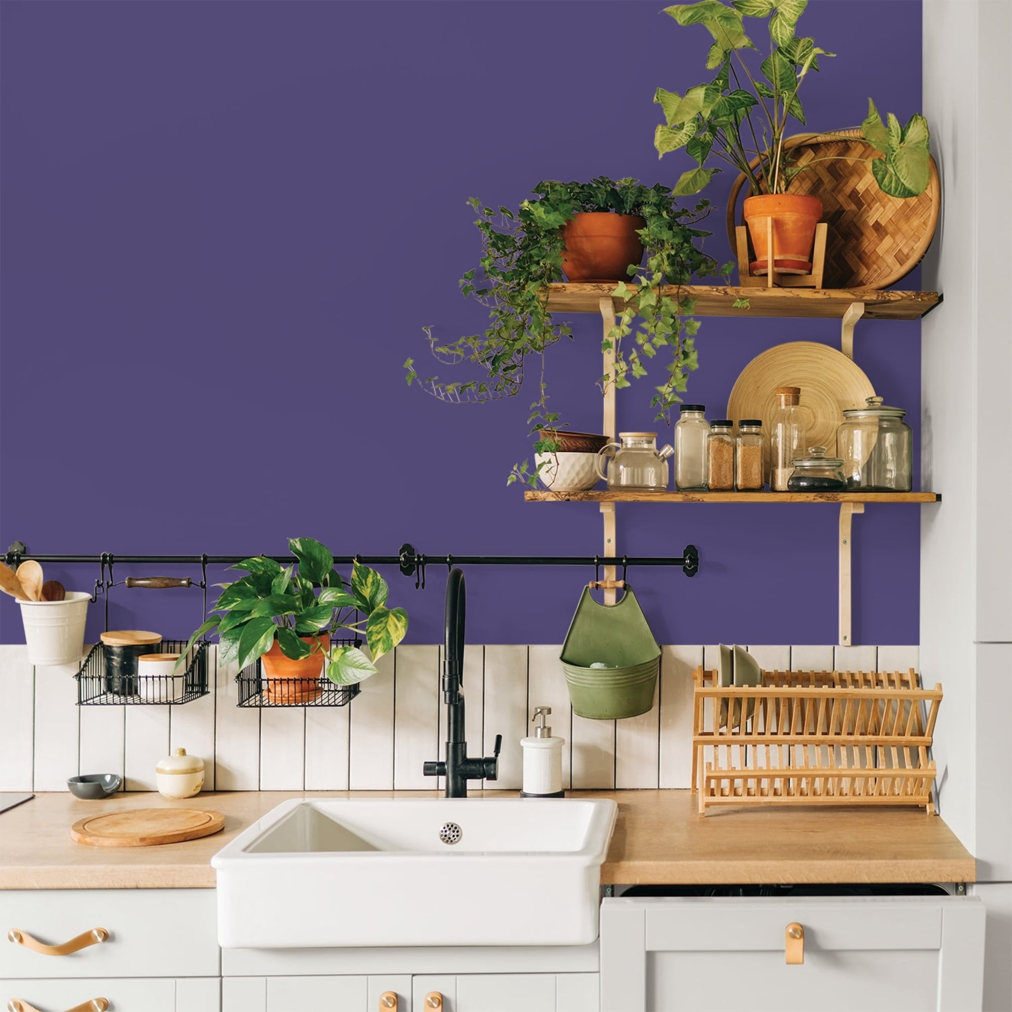 Glidden High Endurance Plus Imperial Purple Eggshell Interior Paint and Primer, 1 Quart