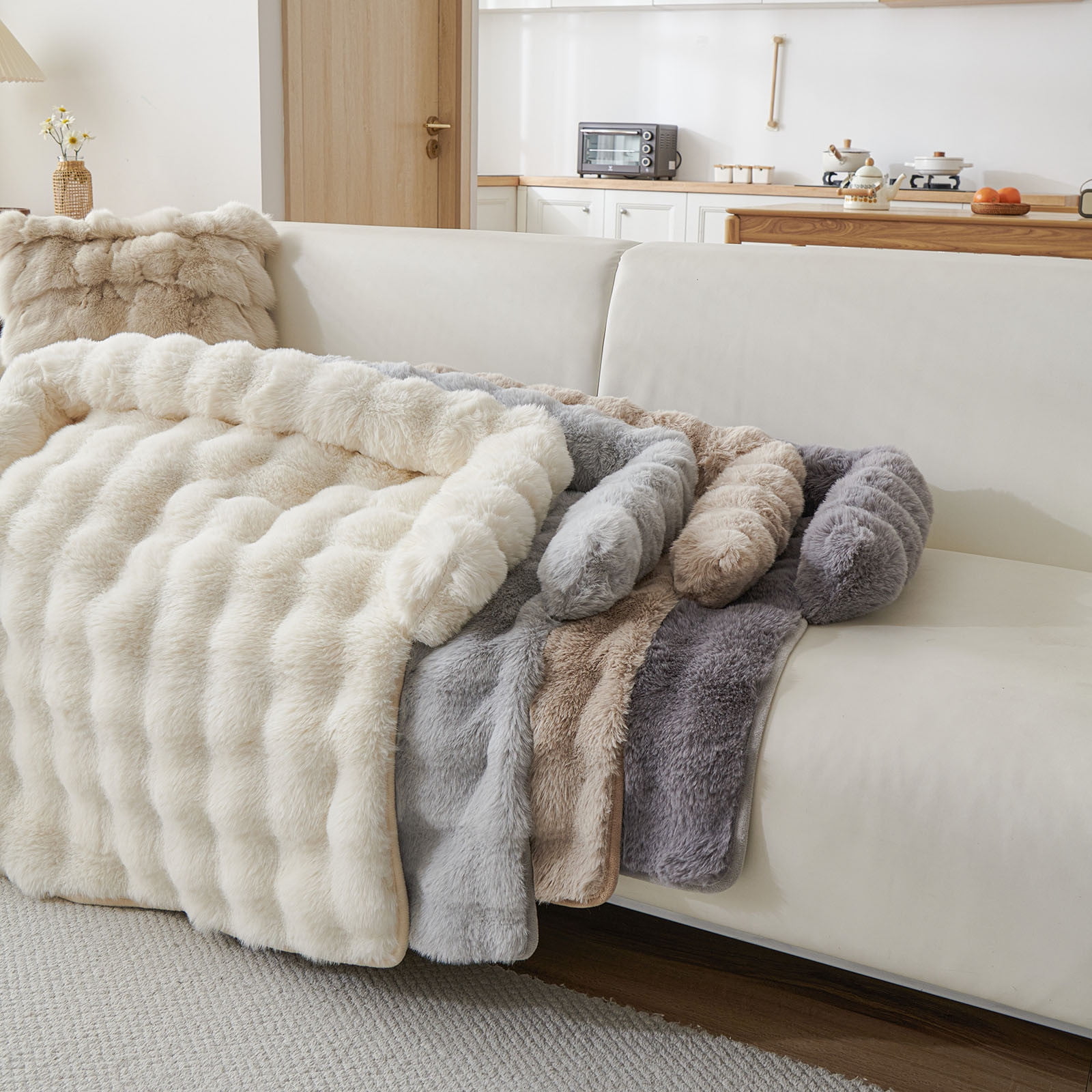 Calming Pet Bed Mat for Couches - Ultra-Soft Fluffy Dog & Cat Sofa Protector, Anti- Furniture Cover with Washable Removable Layer â Fits Small to Large Pets