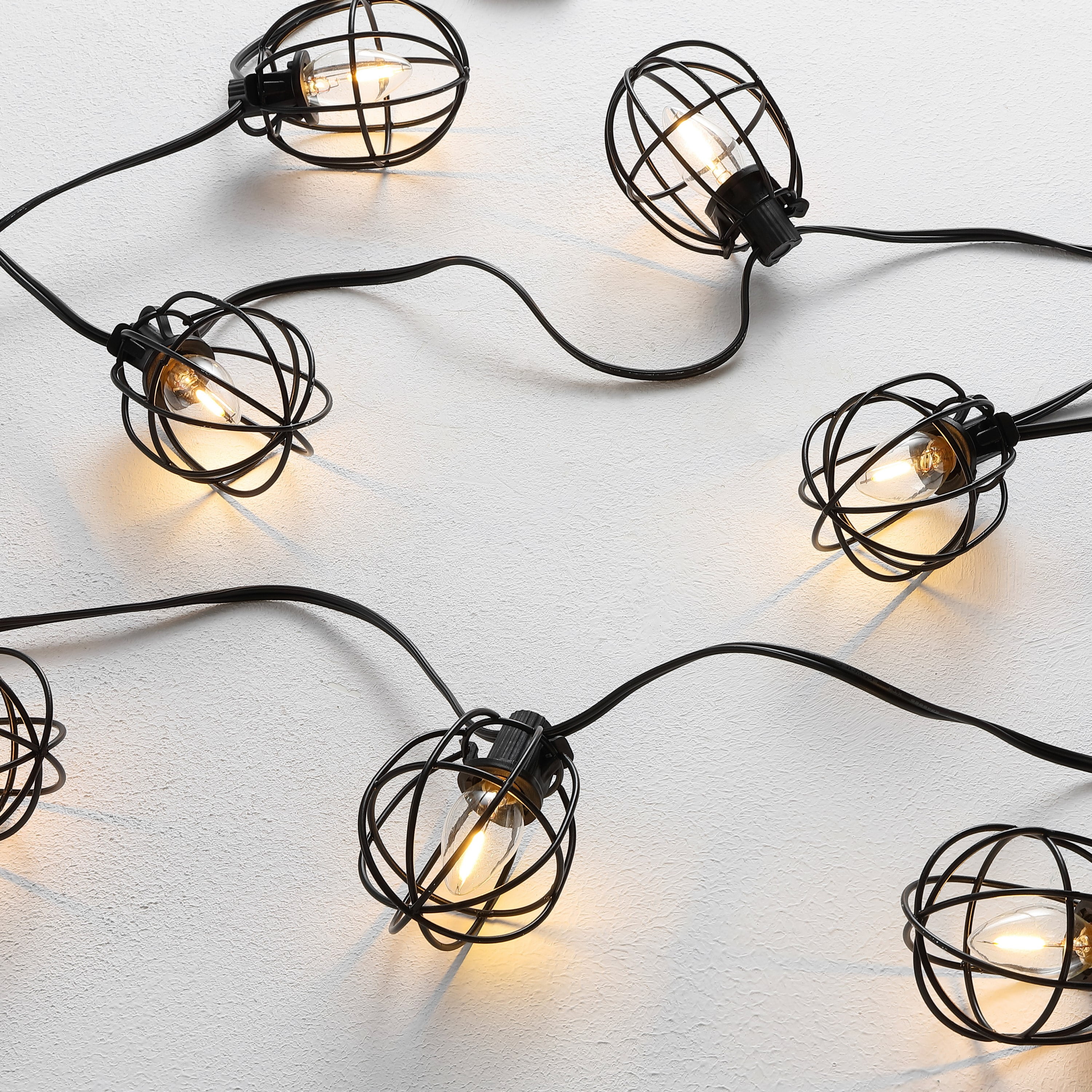 SAFAVIEH Garnet 10-Light C7 Black Plastic Outdoor String Light with Black Shade