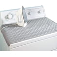 thumbnail image 4 of Tapis de Repassage (Repasser n'Importe Où) Couverture de Repassage Portable - Matelassé Coton - Protéger les Surfaces - Coins Lestés - Housse pour Laveuse Sécheuse Table de Comptoir Petite Planche à Repasser 1, 4 of 9