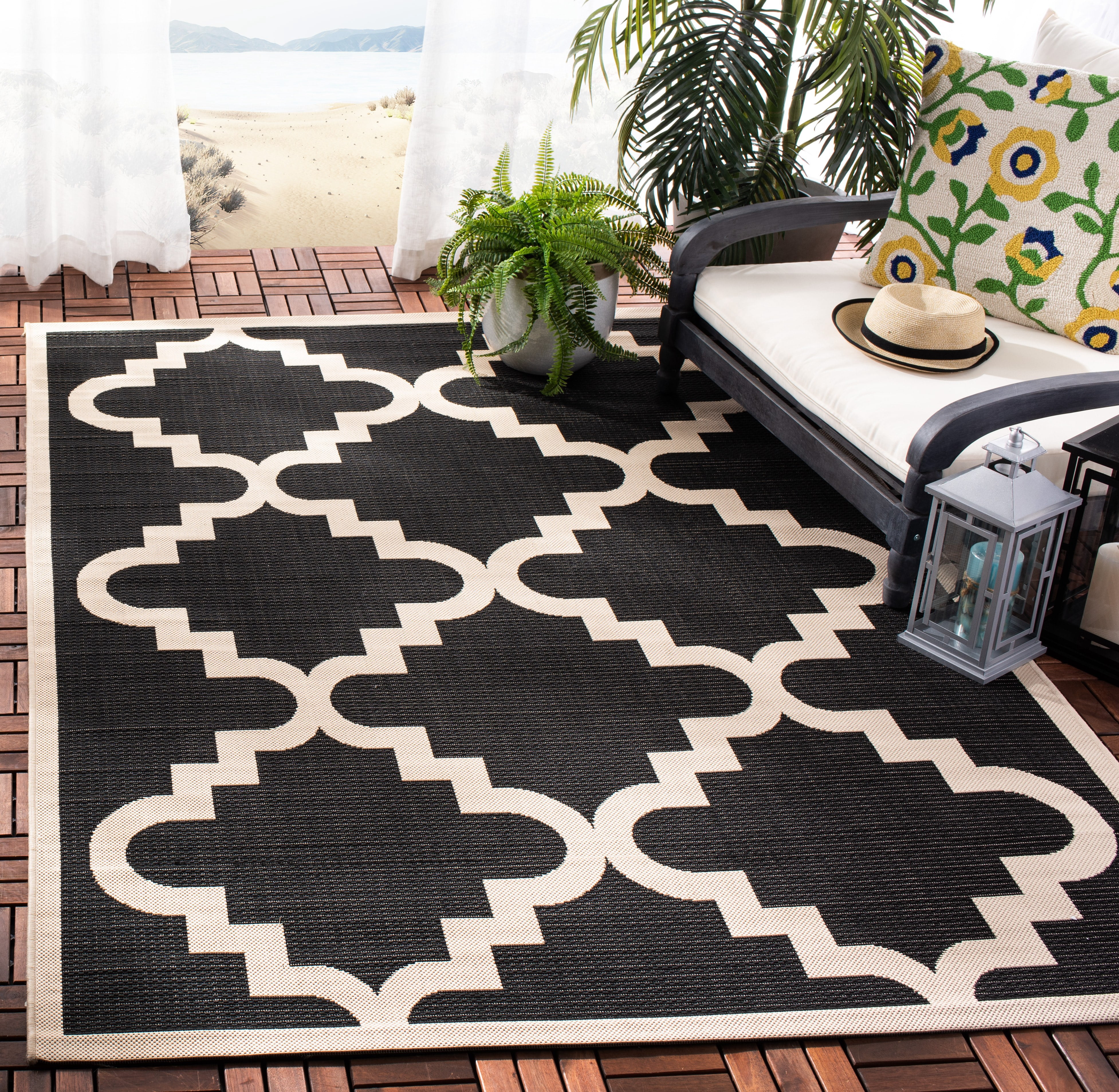 SAFAVIEH Courtyard Jaylee Geometric Indoor/Outdoor Area Rug, Black/Beige, 4' x 5'7"