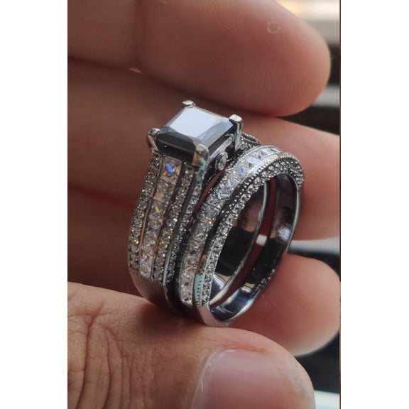 Bluebell Jewels Women’s Bridal Ring Set Princess Cut Black CZ 14K Black Gold Finish Silver, Engagement & Wedding Bands