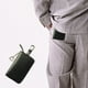 thumbnail image 5 of Bolsa Faraday para llaves de coche | Funda bloqueadora de señal RFID | Estuche de protección antirrobo para llaveros, tarjetas de crédito y dispositivos electrónicos, 5 of 7