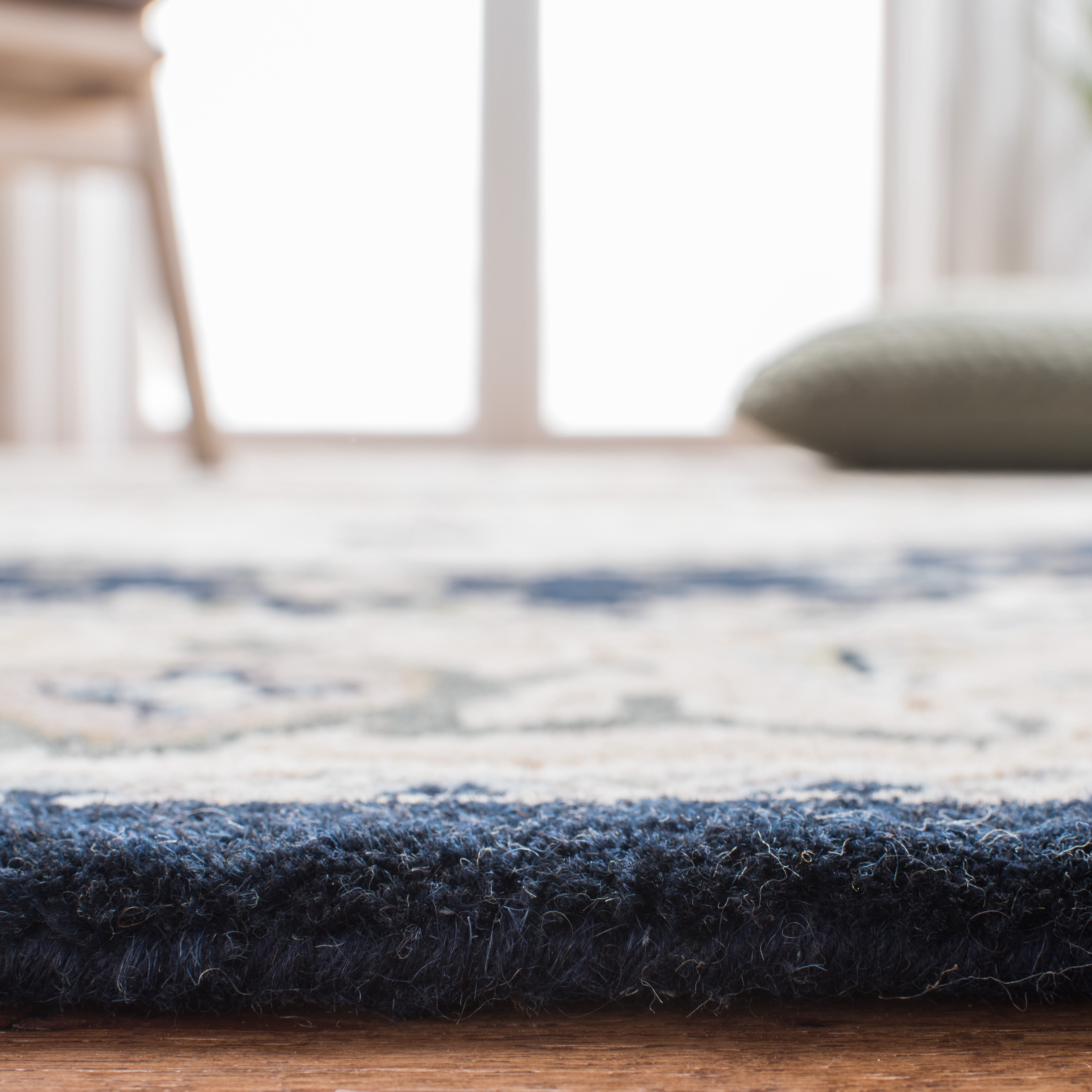 Safavieh Heritage York Oriental Wool Area Rug, Beige/Navy, 4' x 4' Square