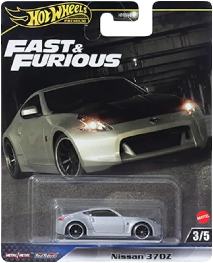 Hot Wheels Fast & Furious Premium Die-Cast Cars Collection, 5-Pack Set, 1970 Chevelle SS, Dodge Viper, Nissan 370Z, Land Rover Defender, McLaren Senna HNW46-956J