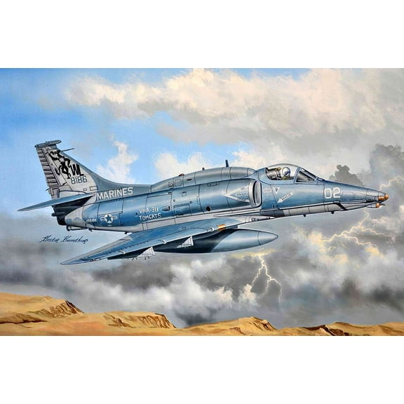 HobbyBoss 87256 Douglas A-4M Skyhawk 1/72 Scale Plastic Model Kit