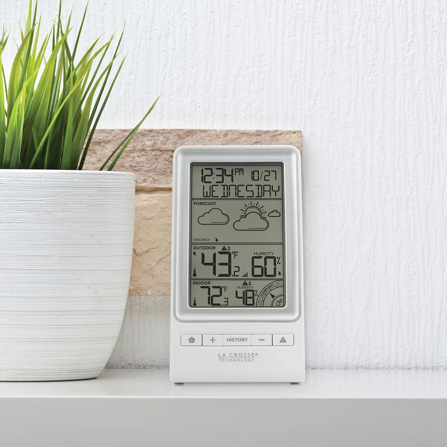 La Crosse Technology Battery-Powered LCD Wireless 2-Piece Digital Weather Forecast Station with Hygrometer and Calendar, 308-1415FCT