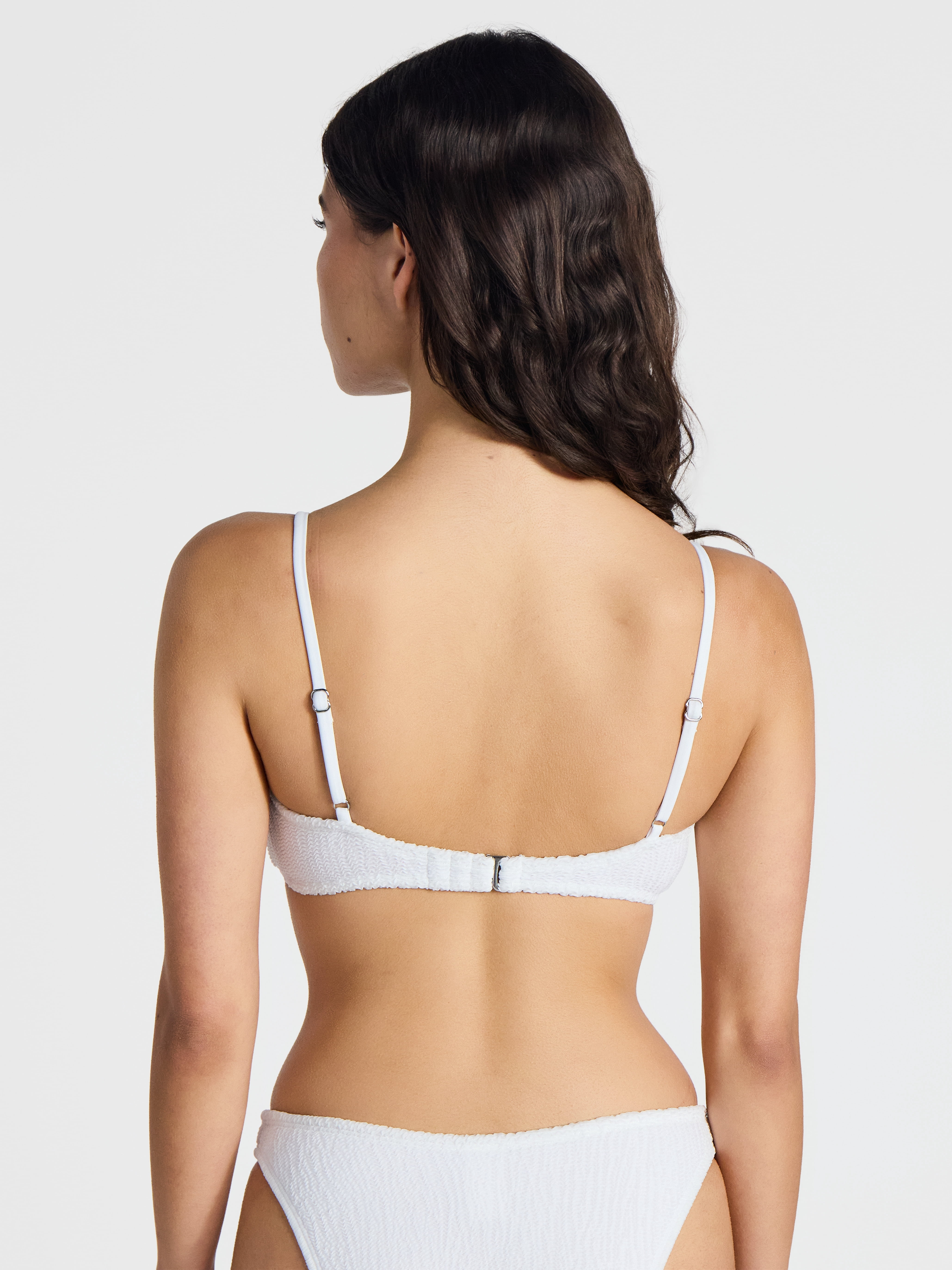 No Boundaries Crinkle Bralette Bikini Top, Women’s