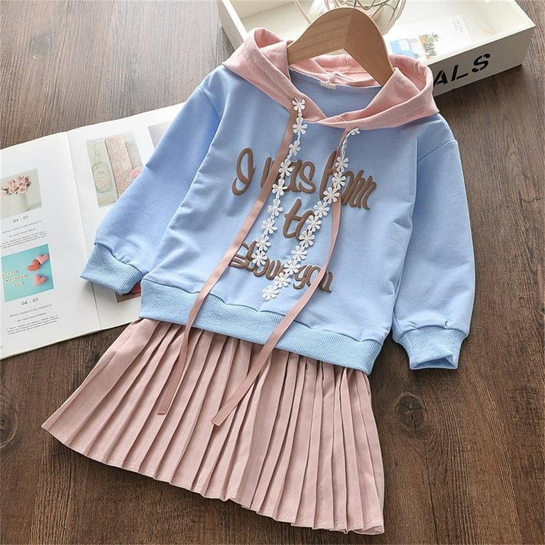 Hoodie and online pleated skirt