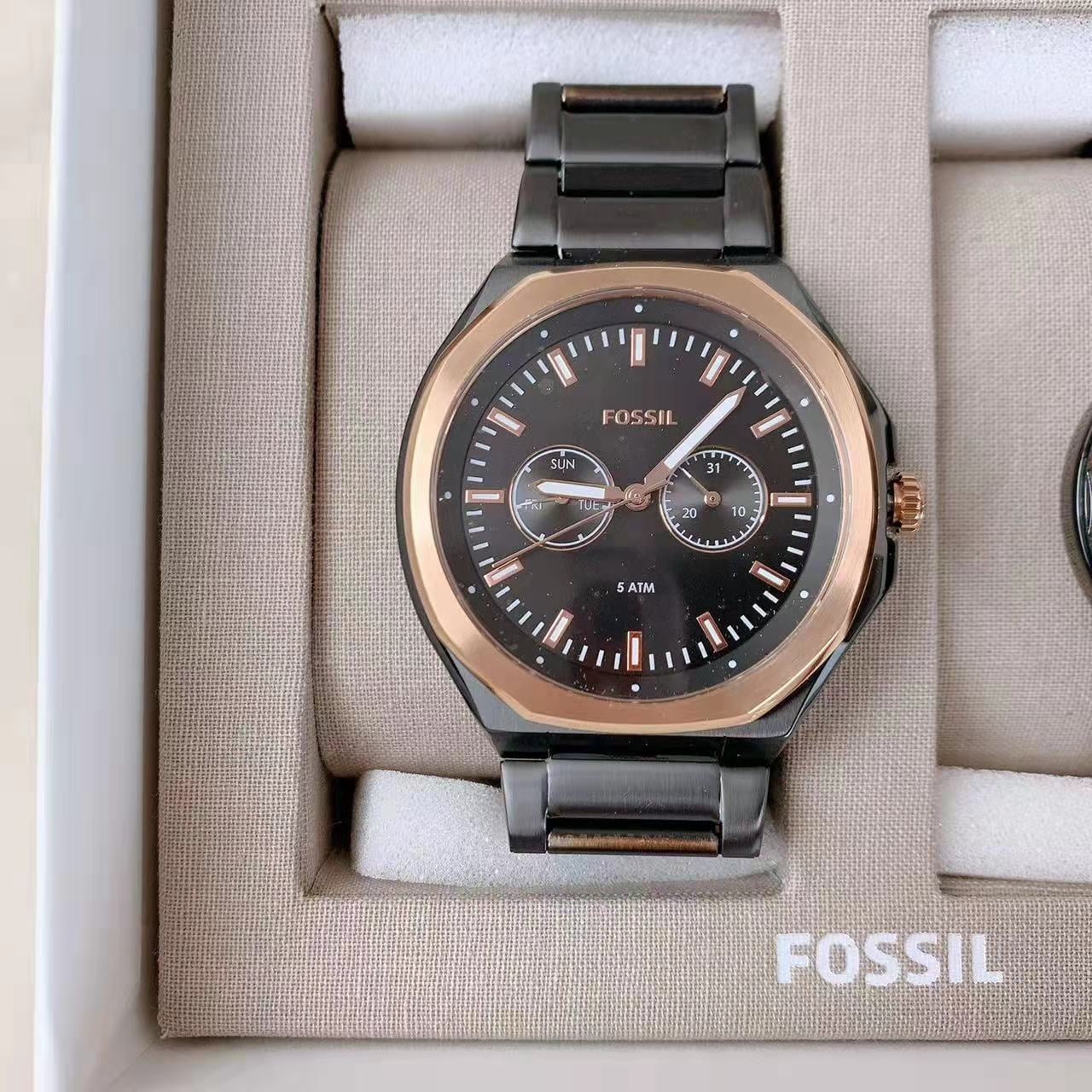 Fossil BQ2645SET Couple display picture 1