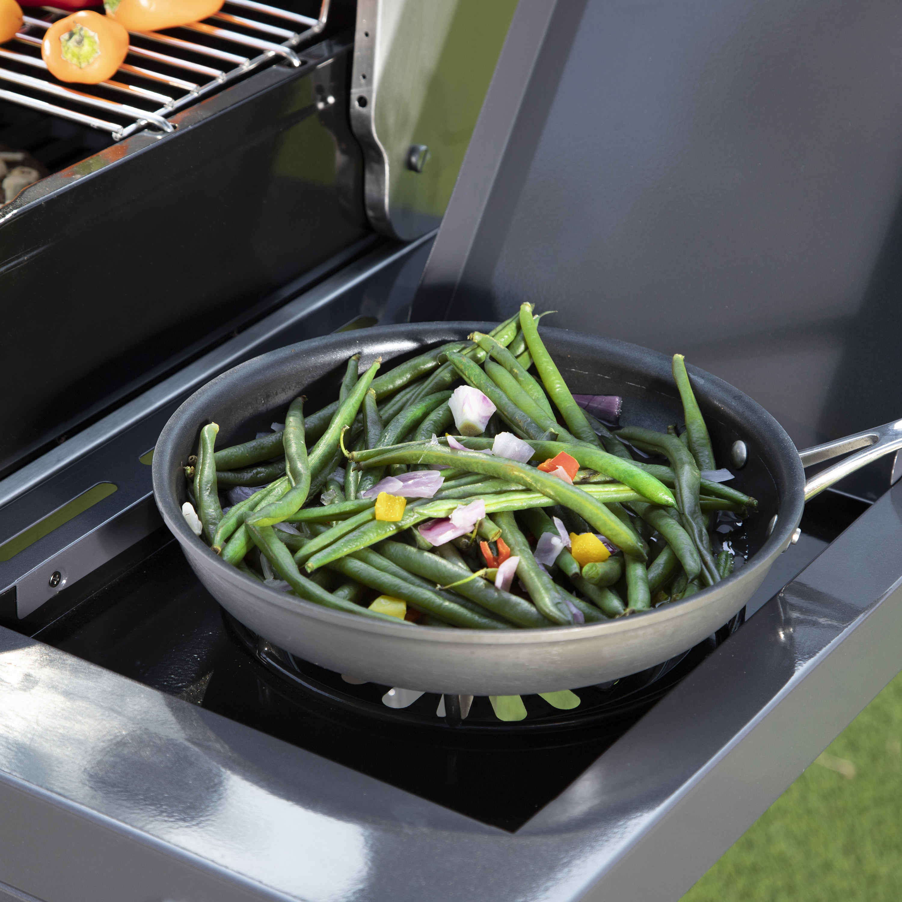 Cuisinart Twin Oaks Dual Function Pellet and Propane Gas Grill - image 4 of 30