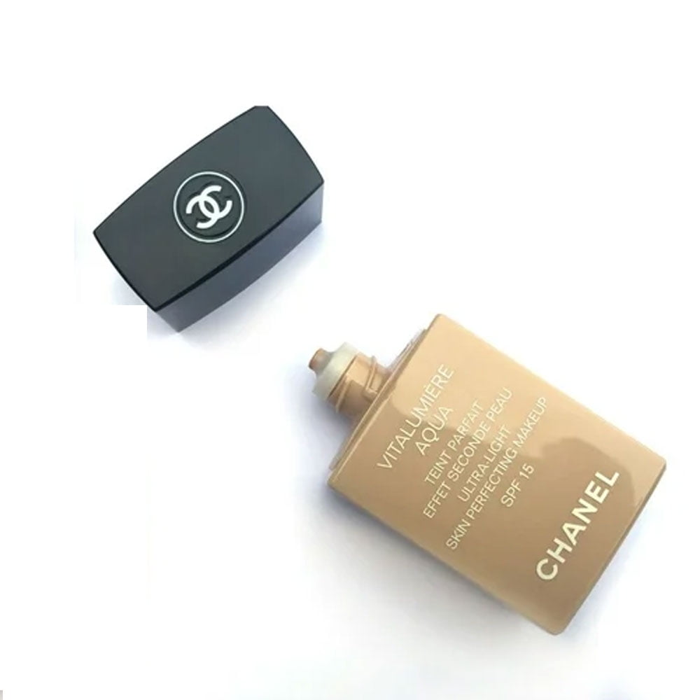 Chanel Vitalumiere Aqua Ultra Light Skin Perfecting Makeup SPF-15