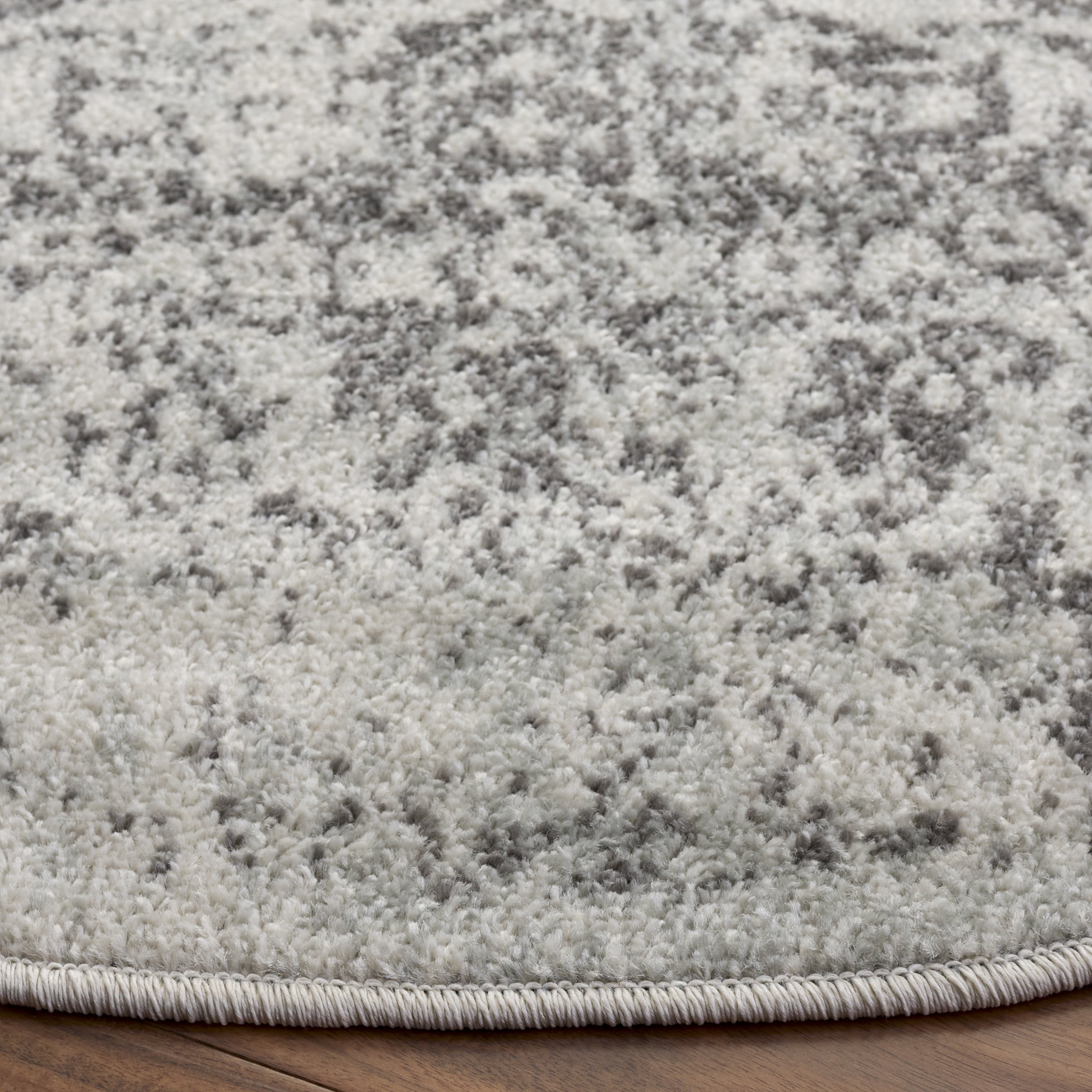 Safavieh Evoke Trena Floral Area Rug, Ivory/Gray, 9' x 9' Round