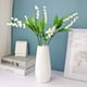thumbnail image 1 of Arreglo de 5 manojos de flores artificiales de lirio de los valles en color blanco para decoración del hogar, jarrón, sala de estar y cocina, 1 of 5