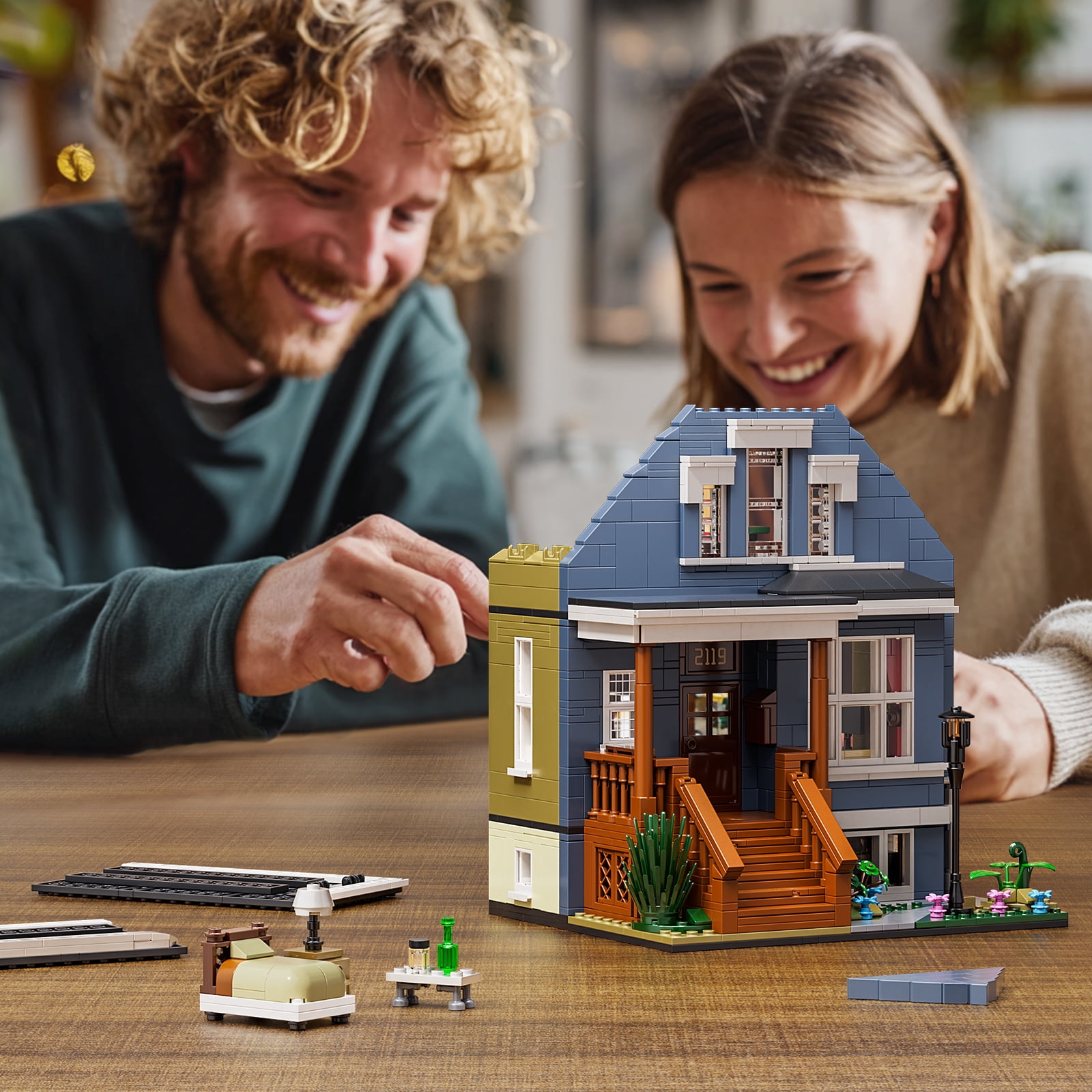 Gallagher House Building Block Set Shame House Model Decor Gift for Friends