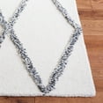 thumbnail image 4 of SAFAVIEH Casablanca Everitt Diamond Area Rug, Ivory/Black, 4' x 6', 4 of 6