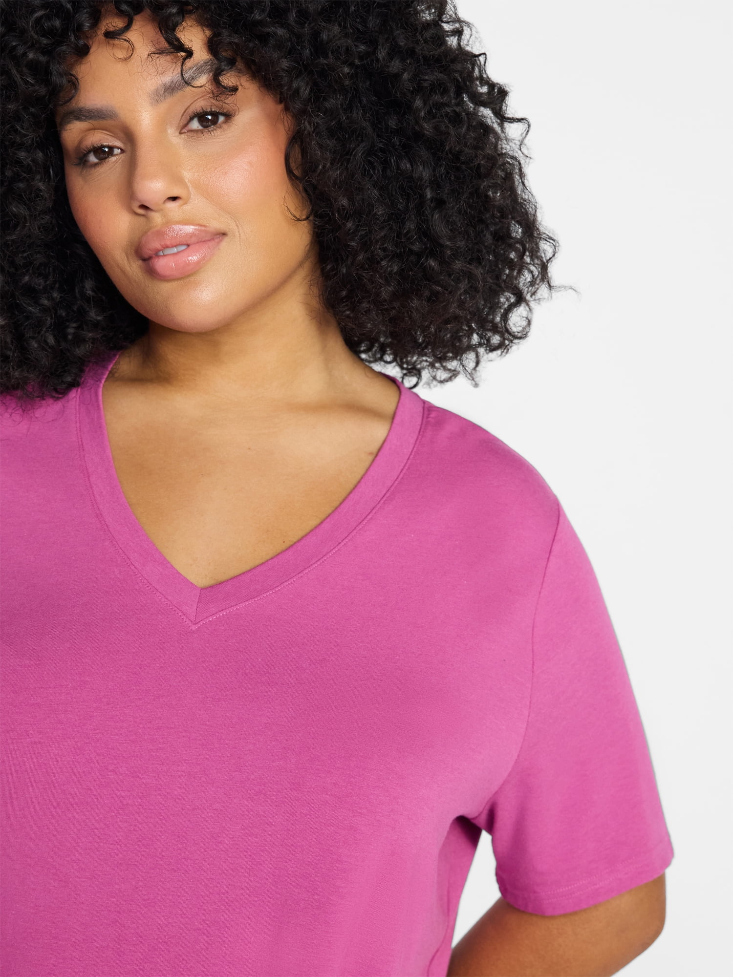 Terra & Sky Women's Plus Size V-Neck Tee with Short Sleeves, Size 0X-5X