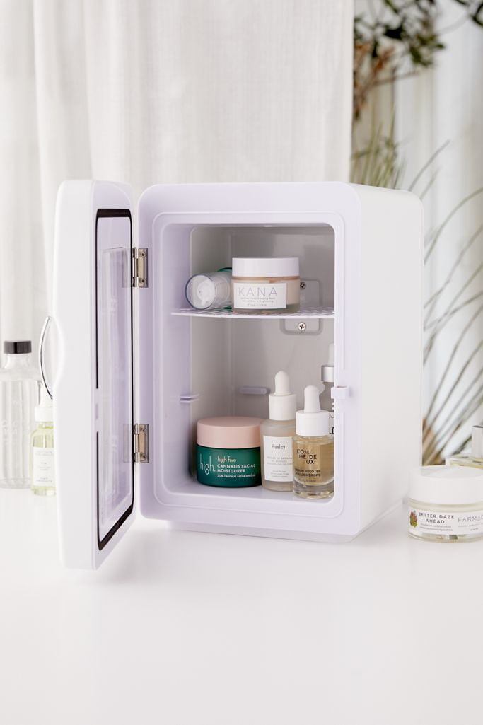 Vanity Planet Fria Mini Skincare Refrigerator White Walmart Com Walmart Com