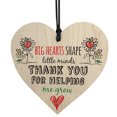 thumbnail image 1 of Regalo Para Guardería: Placa De Madera Colgante Con Forma De Corazón Para Regalar Al Profesor Al Dejar La Guardería, 1 of 2