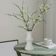 thumbnail image 1 of Jarrón de plástico blanco y verde de estilo moderno | Jarrón decorativo ligero y duradero para estantería, repisa, chimenea, mesa de centro, sala de estar, dormitorio, oficina., 1 of 6