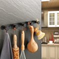thumbnail image 2 of Perchero de Pared Ganchos para Toallas Toalleros con Tornillos montados en la Pared para baño y Cocina, Negro, 5 Ganchos Redondos, 2 of 5
